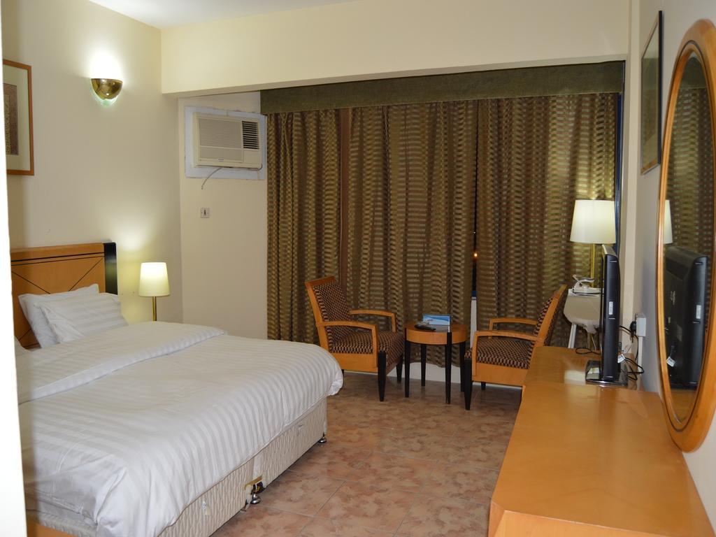 San Rock Hotel Manama Exterior photo