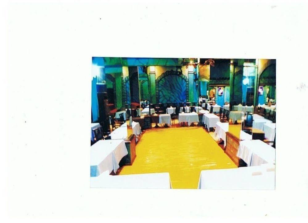San Rock Hotel Manama Exterior photo